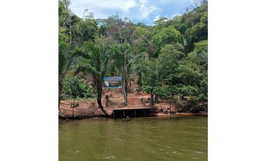 Terreno con Espectacular Vista a la Laguna de Sauce
