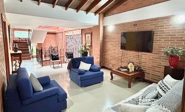 CASA EN SABANETA 4 HABITACIONES + CUARTO DE SERVICIO