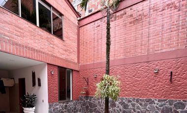 CASA EN SABANETA 4 HABITACIONES + CUARTO DE SERVICIO