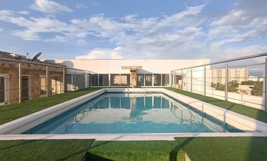 Se Alquila Hermoso Apartaestudio En La Flora, En Tercer Piso Con Ascensor, Para Rentas Cortas O De Larga Estancia