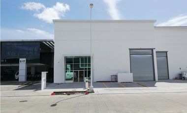 Ofibodega o Bodega para venta en Panamá Viejo ideal para inversión