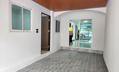 3 Bedroom Townhouse for sale in Ban Len, Phra Nakhon Si Ayutthaya