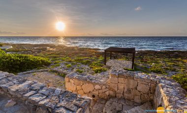 Espectacular Villa en Venta Frente al Mar en Puerto Aventuras - Riviera Maya