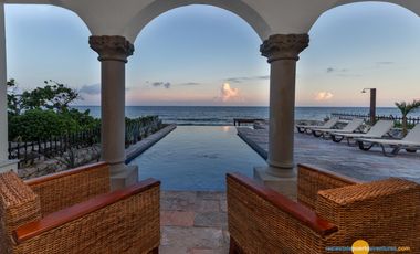 Espectacular Villa en Venta Frente al Mar en Puerto Aventuras - Riviera Maya