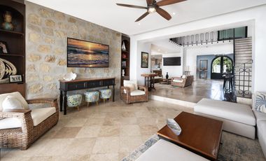 Espectacular Villa en Venta Frente al Mar en Puerto Aventuras - Riviera Maya