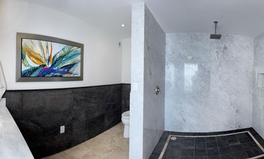Espectacular Villa en Venta Frente al Mar en Puerto Aventuras - Riviera Maya
