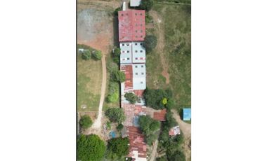 Venta de Terreno 6978m2 con Bodega en Via Pcpal, Aguadulce, Coclé