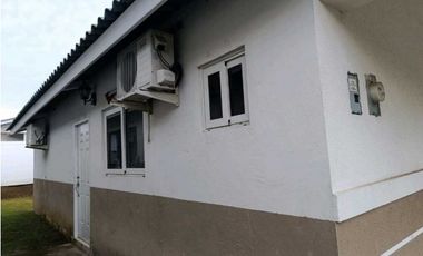 Alquiler de Casa Amoblada en Playa Dorada, Arraiján.Cod-J196