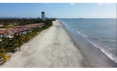 Venta de terrenos frente de playa BUENAMAR al lado Buenaventura