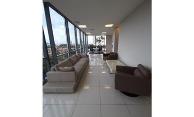 Alquiler de oficina, 99 m2 en Costa Del Este