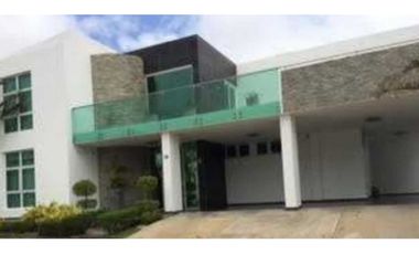 Venta de Casa en Costa Esmeralda, Costa Sur, Juan Díaz, Cod-J082