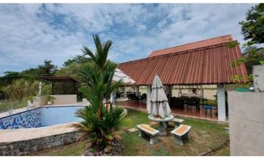 Venta de casa Lago Ensenada, San Carlos.Cod.J134