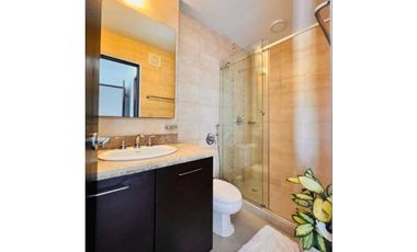 Alquiler de Apartamento con Línea Blanca en Embassy Village, Cod -J039