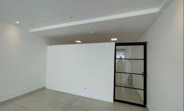 Alquiler de Local Comercial en San Francisco, Planta baja