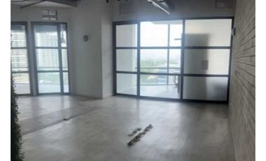 Venta de Oficina en Financial Park, Costa del Este. Cod-J016