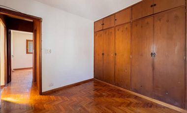 Casa En Venta De 4 Ambientes Por Caballito, 150 m2