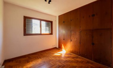 Casa En Venta De 4 Ambientes Por Caballito, 150 m2