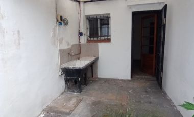 Casa PH en venta en Bernal Centro