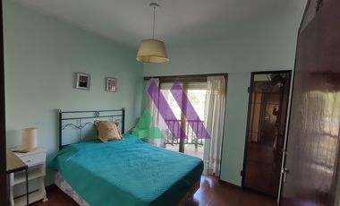 Impecable departamento céntrico de 3 ambientes.