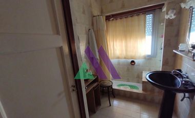 Departamento 4 ambientes con dependencias sin expensas