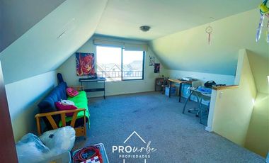 Casa en Venta en Alto El Hualle / Re Antu