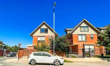 Casa en Venta en Alto El Hualle / Re Antu