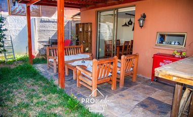 Casa en Venta en Alto El Hualle / Re Antu