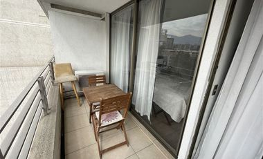 Departamento en Venta en EXCELENTE DISTRIBUCIÓN CON TERRAZA a pocos pasos del metro Manuel Montt IDEAL INVERSIONISTAS