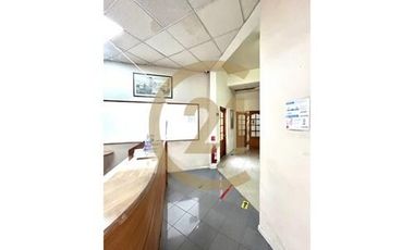 ARRIENDO PROPIEDAD 2 PISOS STGO. BARRIO REPUBLICA