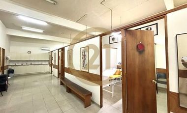 ARRIENDO PROPIEDAD 2 PISOS STGO. BARRIO REPUBLICA