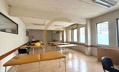 ARRIENDO PROPIEDAD 2 PISOS STGO. BARRIO REPUBLICA