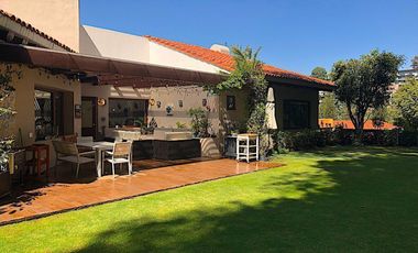 VENTA CASA EN CONDOMINIO BOSQUES DE LAS LOMAS CDMX