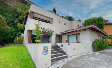 VENTA CASA EN CONDOMINIO BOSQUES DE LAS LOMAS CDMX