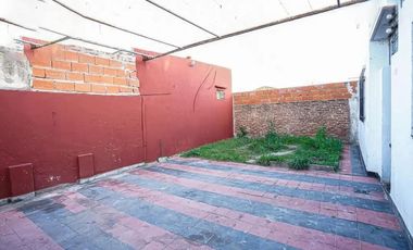 PH en venta - 2 dormitorios 1 baño - 261mts2 - Berisso