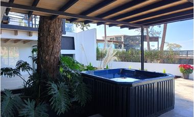 CASA MODERNA EN VENTA Y RENTA A 3 MINUTOS DE AVANDARO