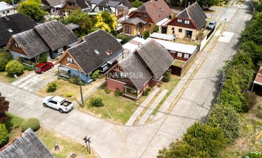 PROPIEDAD EN ISLA TEJA CASA MS 2 CABAÑAS
