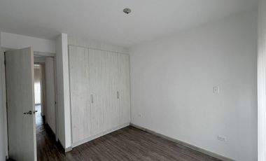 VENTA DE CASA  ESQUINERA MODERNA  143M2 EN EL VALLE DE LOS CHILLOS - MIRASIERRA / SEGURIDAD 24/7 (AB)