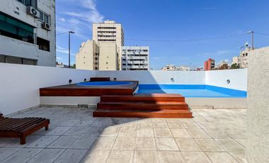 VENTA de 1 ambiente al frente con balcón y piscina