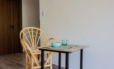 VENTA de 1 ambiente al frente con balcón y piscina