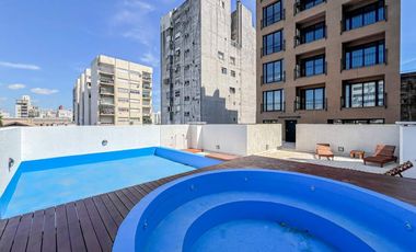 VENTA de 1 ambiente al frente con balcón y piscina