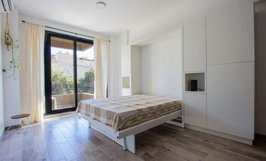 VENTA de 1 ambiente al frente con balcón y piscina