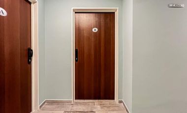 VENTA de 1 ambiente al frente con balcón y piscina