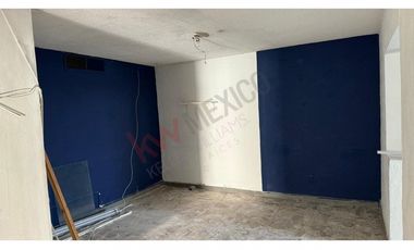 Oficina con estacionamiento. Fracc Monumental