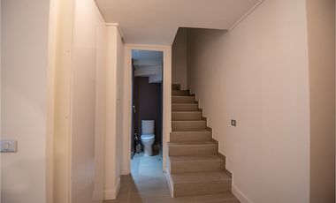 DUPLEX MODERNO CON EXCELENTE UBICACION