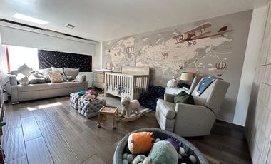 Excelente Casa en Venta en Ubicacion Priviligiada Parques de La Herradura