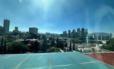 Excelente Casa en Venta en Ubicacion Priviligiada Parques de La Herradura