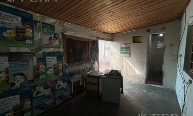 Venta de casa 3 ambientes en Villa Dominico