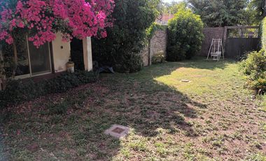 Excelente Casa Equipada para 7 pers. con gran parque - 5 Amb - Centro San Pedro