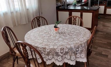 Excelente Casa Equipada para 7 pers. con gran parque - 5 Amb - Centro San Pedro
