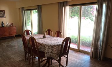 Excelente Casa Equipada para 7 pers. con gran parque - 5 Amb - Centro San Pedro